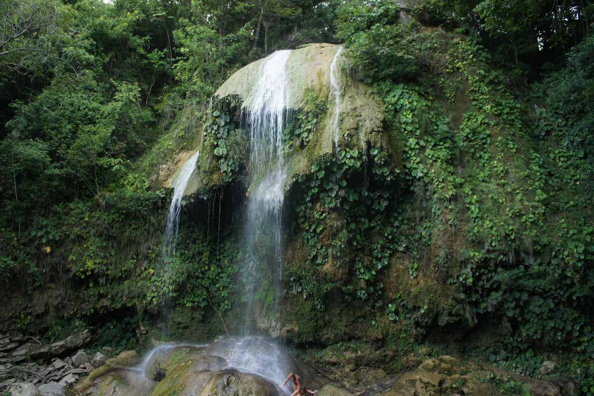 soroa waterfall